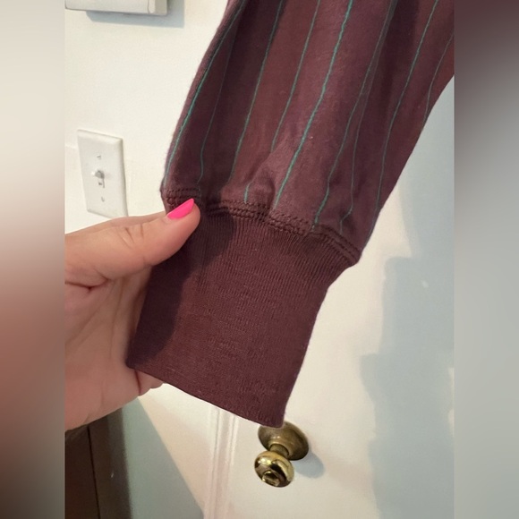 CREW Burgundy Striped Men's Sweater size M (J123) - Picture 5 of 9